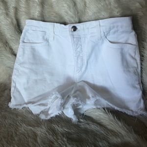 NYDJ SZ 6 White Cut Off Frayed Mid Rise Shorts Booty Jean Inseam 3” Stretch.